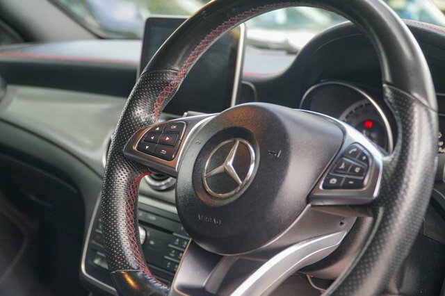 Mercedes-Benz CLA Class Cla200 Cdi Amg Sport 4-Door White #56