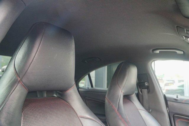 Mercedes-Benz CLA Class Cla200 Cdi Amg Sport 4-Door White #54