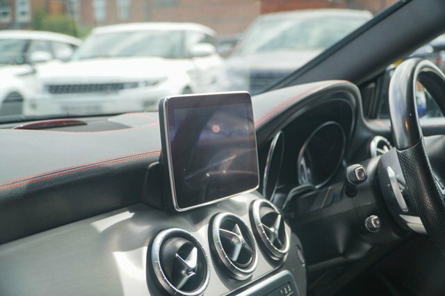 Mercedes-Benz CLA Class Cla200 Cdi Amg Sport 4-Door White #23