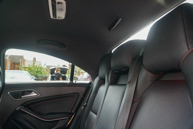 Mercedes-Benz CLA Class Cla200 Cdi Amg Sport 4-Door White #30