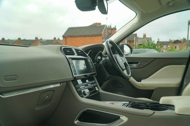 Jaguar F-Pace 2.0 D180 R-sport Suv Awd Euro 6 S Black #24