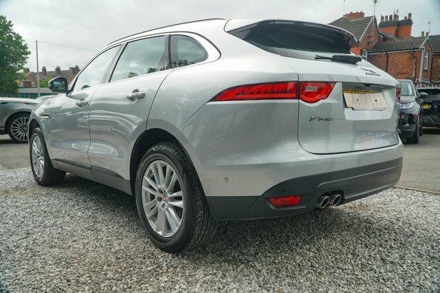 Jaguar F-Pace 2017 2.0 D180 Portfolio Suv Awd Eu Silver #5