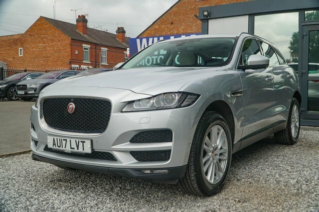 Jaguar F-Pace 2017 2.0 D180 Portfolio Suv Awd Eu Silver #3