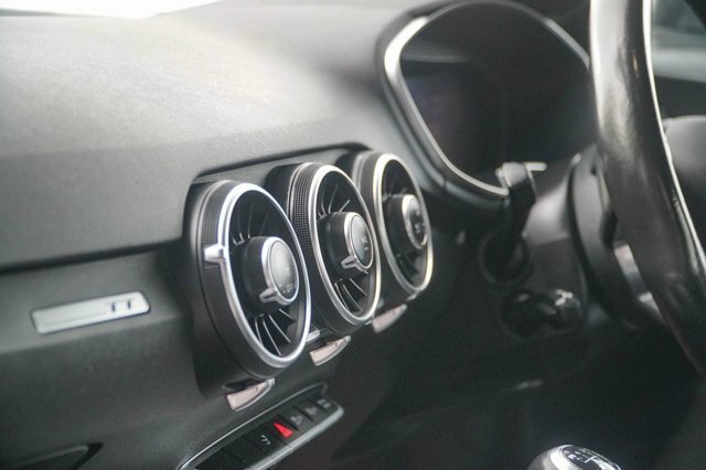 Audi TT 2L 2.0 Tfsi S Line Coupe S Tronic Euro White #24