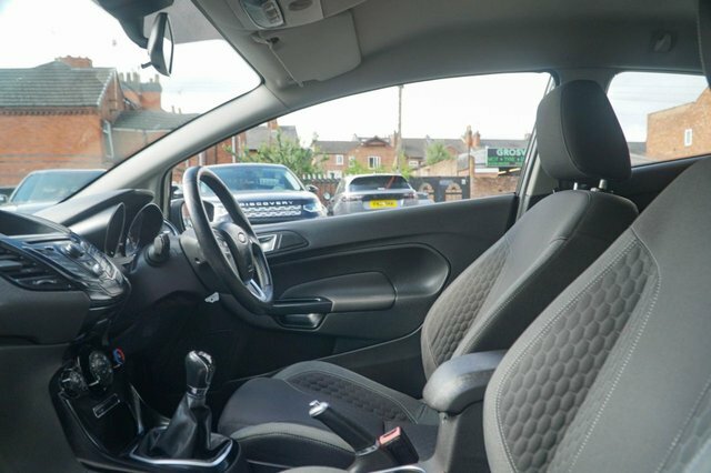 Ford Fiesta 2014 1.0T Ecoboost Zetec S Hatchback Ma Black #2
