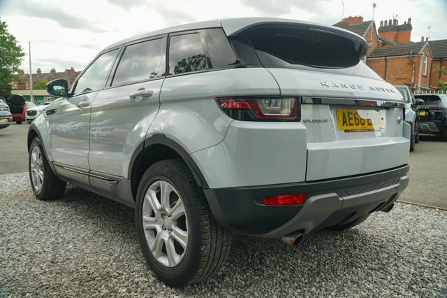 Land Rover Range Rover Evoque 2017 Se Tech Suv 4Wd Euro 6 Ss AE66ESV White #5