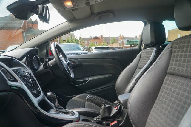 Vauxhall Astra GTC 2015 2.0 Cdti Sri Coupe Euro 5 16 Red #2