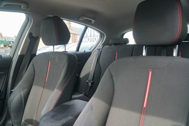 BMW 1 Series 120D Xdrive M Sport 5-Door Grey #26
