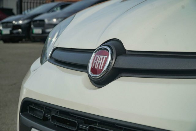 Fiat Panda 0.9 Twinair 4X4 Hatchback Euro 5 Green #19