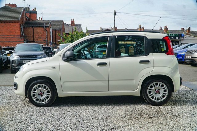 Fiat Panda 0.9 Twinair 4X4 Hatchback Euro 5 Green #18
