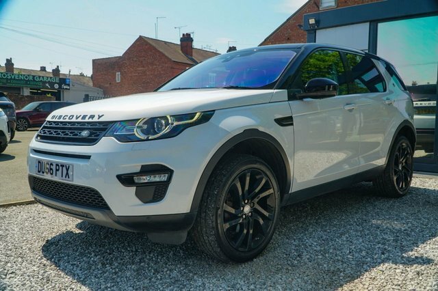 Land Rover Discovery Sport 2016 2.0 Td4 Hse Black Suv 4Wd Eur Black #3