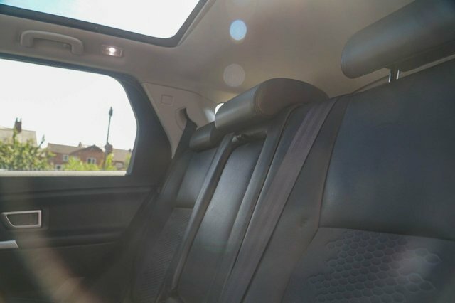 Land Rover Discovery Sport Hse Luxury White #34