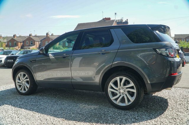 Land Rover Discovery Sport Hse Luxury White #46