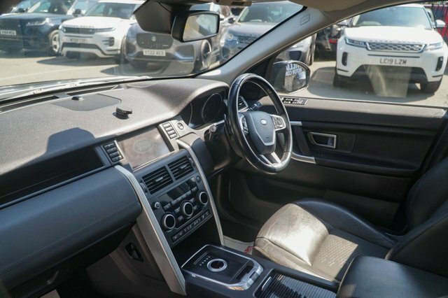 Land Rover Discovery Sport Hse Luxury White #31