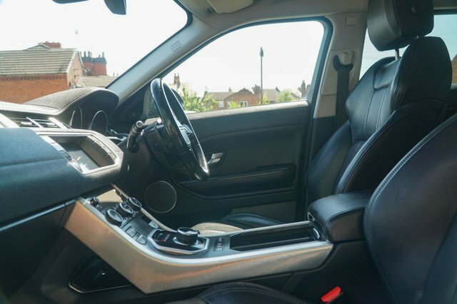 Land Rover Range Rover Evoque 2018 2.0 Td4 Se Tech Suv 4Wd Euro Black #2
