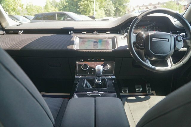 Land Rover Range Rover Evoque 2019 2.0 D150 R-dynamic Suv Fwd Black #4