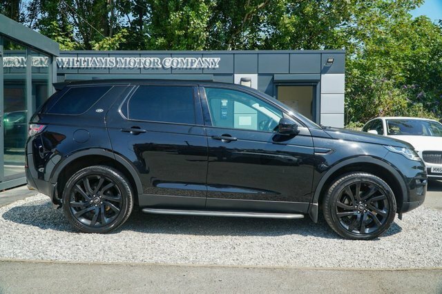 Land Rover Discovery Sport 2017 2.0 Td4 Hse Black Suv 4Wd Eur Black #6