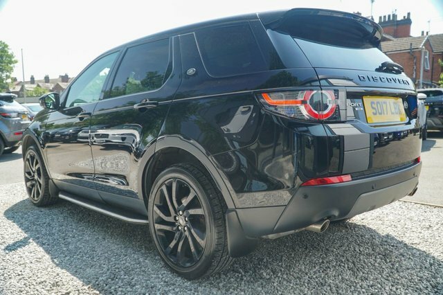 Land Rover Discovery Sport 2017 2.0 Td4 Hse Black Suv 4Wd Eur Black #5