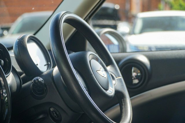Mini Countryman 2 Cooper Black #24
