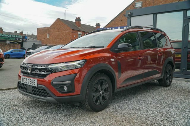 Dacia Jogger 2022 1.0 Tce Extreme Euro 6 Ss Brown #3