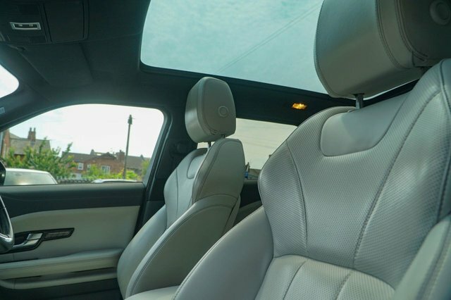 Land Rover Range Rover Evoque Ed4 Se White #24