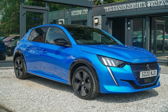 Peugeot e-208 Gt Black #8
