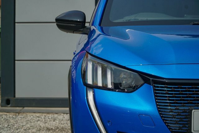 Peugeot e-208 Gt Black #9