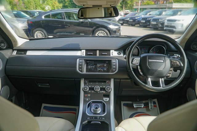 Land Rover Range Rover Evoque 2016 2.0 Td4 Hse Dynamic Coupe 4Wd Black #4
