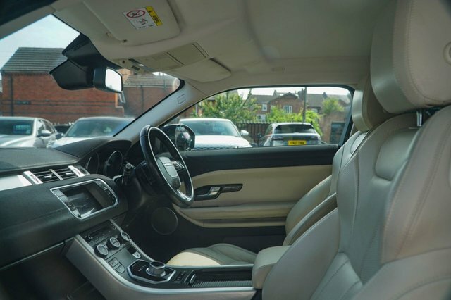 Land Rover Range Rover Evoque 2016 2.0 Td4 Hse Dynamic Coupe 4Wd Black #2