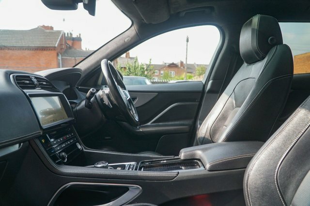 Jaguar F-Pace 2020 2.0 D180 Chequered Flag Suv A Grey #2