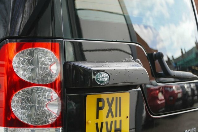 Land Rover Discovery 4 4 Black #18