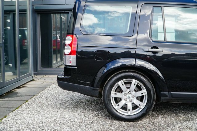Land Rover Discovery 4 4 Black #43