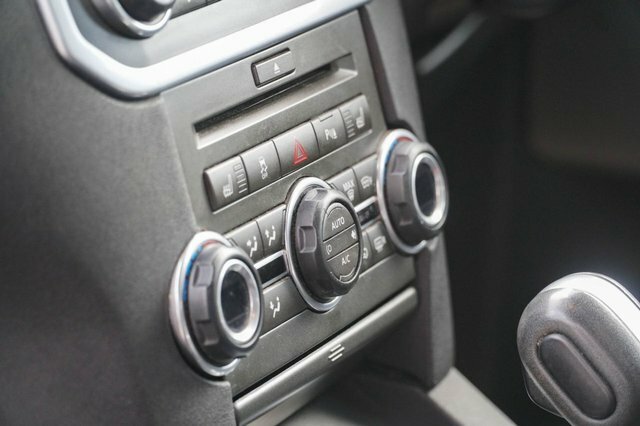 Land Rover Discovery 4 4 Black #19