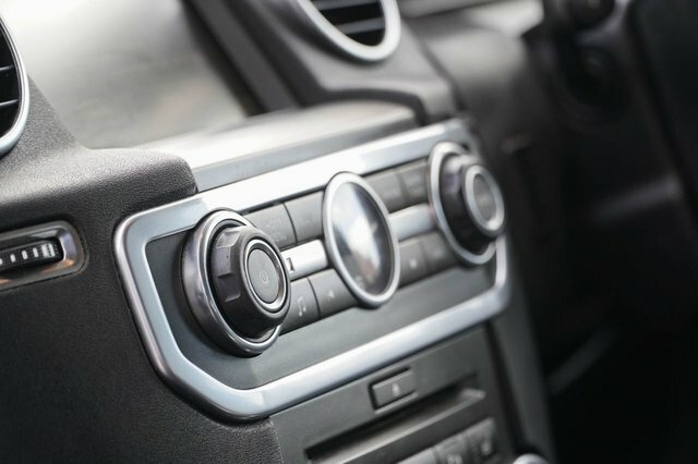 Land Rover Discovery 4 4 Black #20