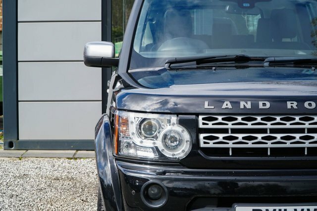 Land Rover Discovery 4 4 Black #9
