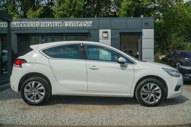 Citroen DS4 2014 1.6 Vti Dsign Hatchback Eur White #6