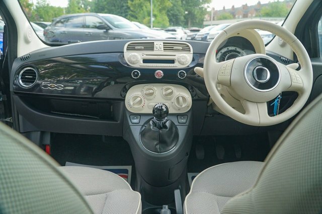 Fiat 500 2011 1.2 Lounge Hatchback Euro 5 Black #4