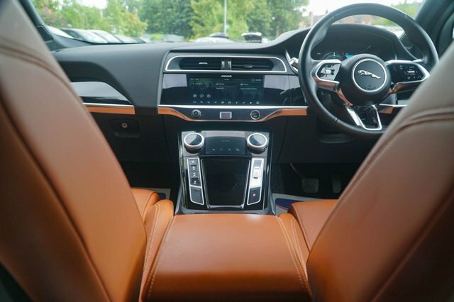 Jaguar I-Pace 2019 400 90Kwh Hse Suv 4Wd 400 Black #4