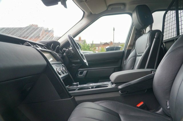 Land Rover Discovery 2019 3.0 Sd V6 Se Suv 4Wd Euro 6 Silver