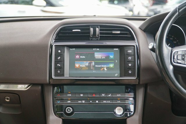 Jaguar F-Pace 2.0 D180 R-sport Awd Grey #36