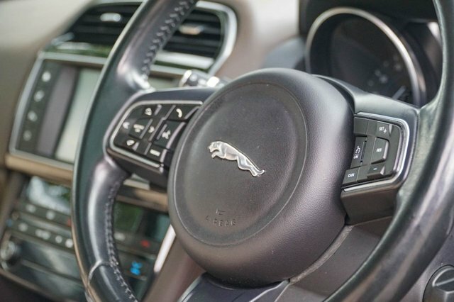 Jaguar F-Pace 2.0 D180 R-sport Awd Grey #62