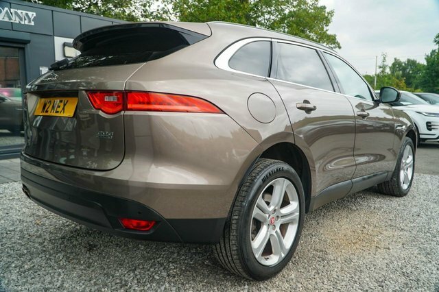 Jaguar F-Pace 2.0 D180 R-sport Awd Grey #55