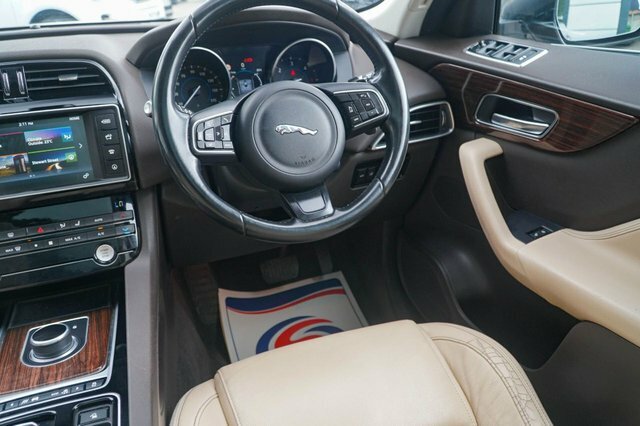 Jaguar F-Pace 2.0 D180 R-sport Awd Grey #42