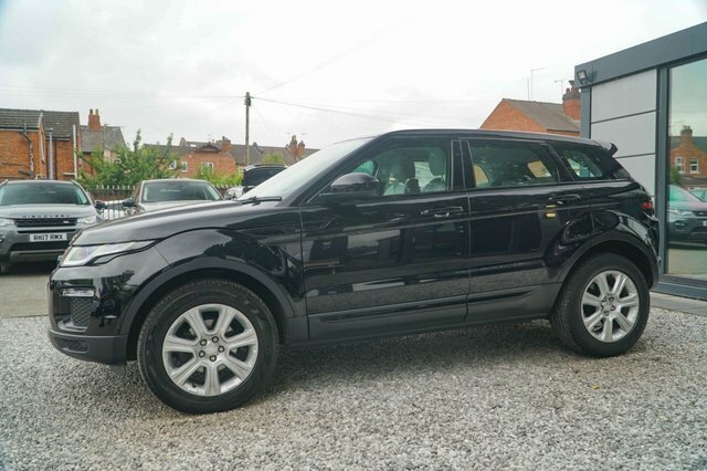 Land Rover Range Rover Evoque 2018 2.0 Td4 Se Tech Mhev 178 Bhp Black #17