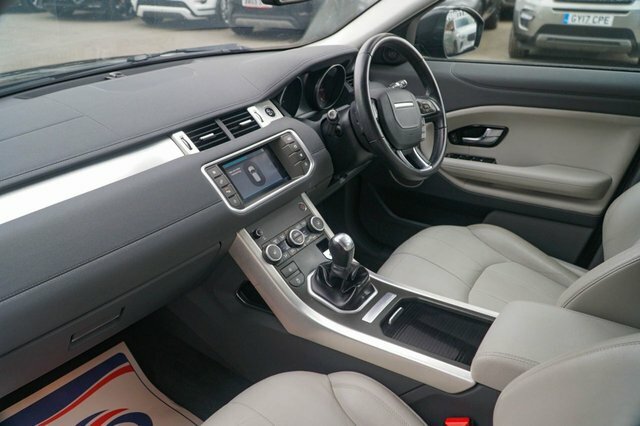 Land Rover Range Rover Evoque 2018 2.0 Td4 Se Tech Mhev 178 Bhp Black #26