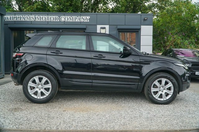 Land Rover Range Rover Evoque 2018 2.0 Ed4 Se Tech Suv Fwd Eur Black #5