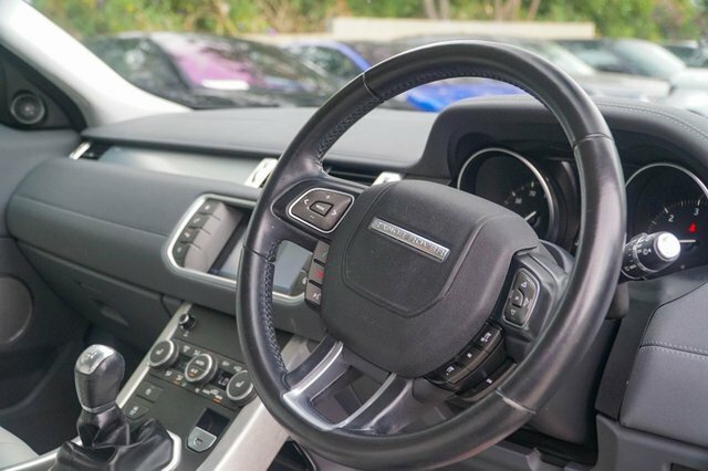 Land Rover Range Rover Evoque 2018 2.0 Td4 Se Tech Mhev 178 Bhp Black #59