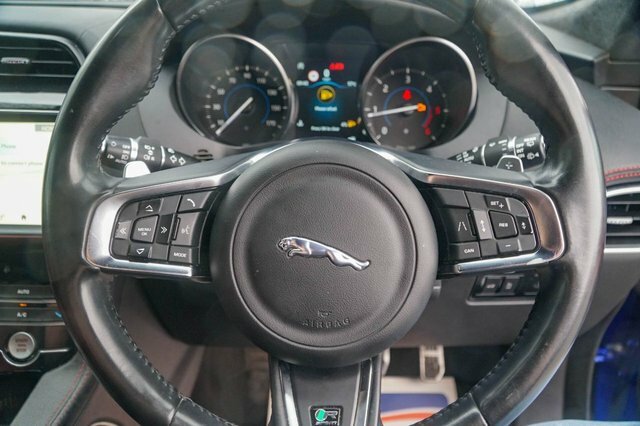 Jaguar F-Pace 2.0 I4 180Ps R-sport Awd White #60