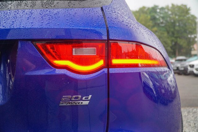 Jaguar F-Pace 2.0 I4 180Ps R-sport Awd White #52