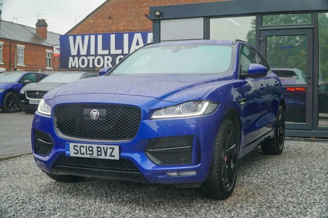 Jaguar F-Pace 2019 2.0 D180 R-sport Suv Awd Euro Blue #3